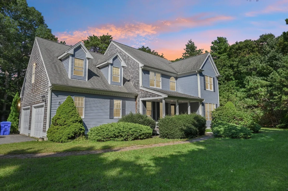 Photo of 8 Tiffany Rd