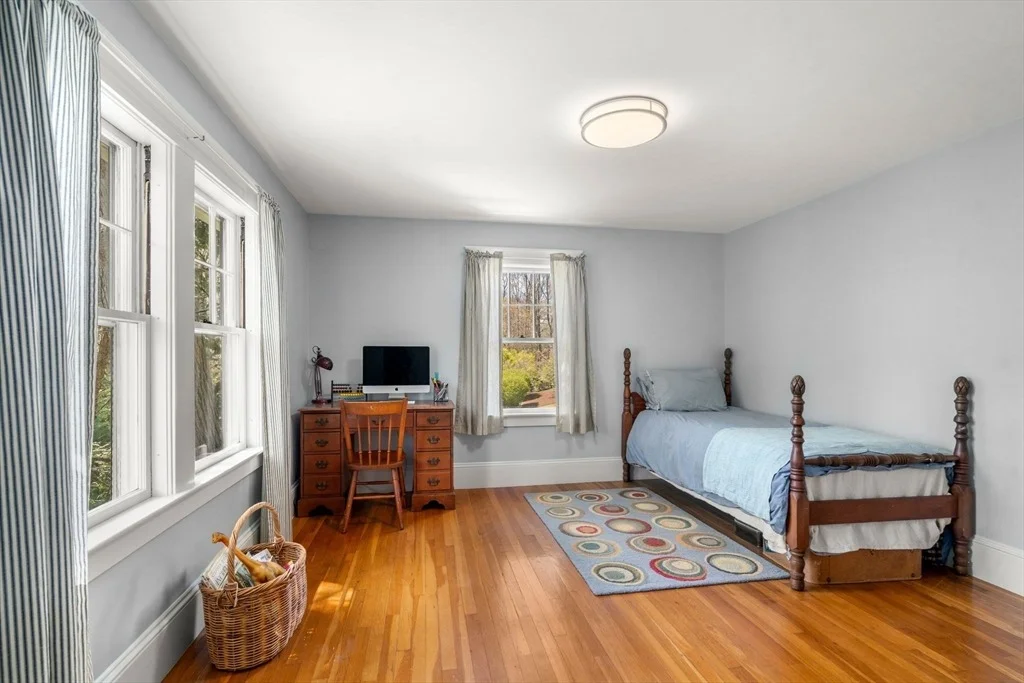 Photo of 96 Hudson Rd