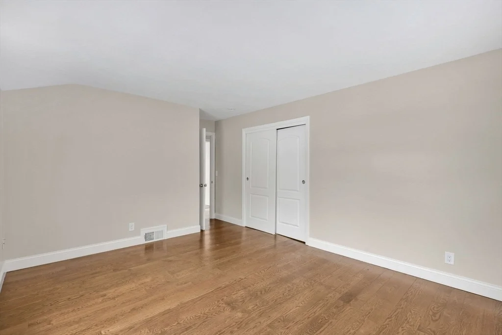 Photo of 24 Cunningham St