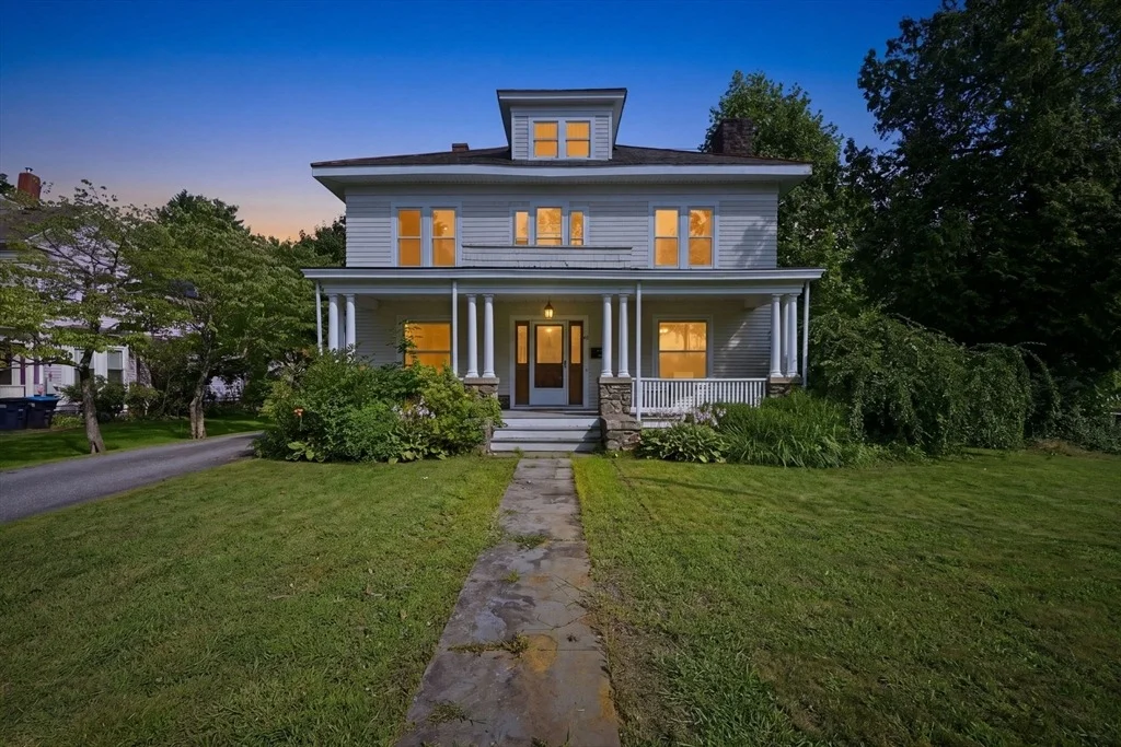 Photo of 61 Church St