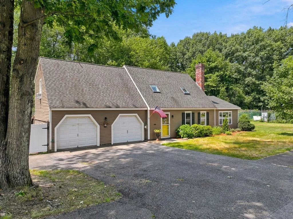 Photo of 25 Mockingbird Ln