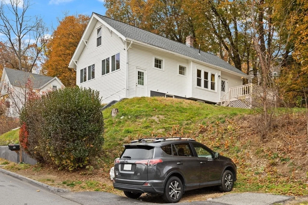 Photo of 10 Minthorne St