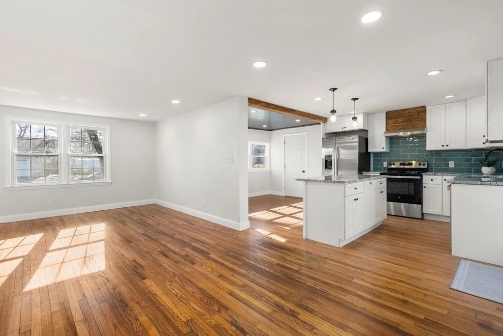 Photo of 48 Beeler Avenue
