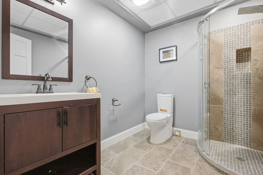 Photo of 8 Janice Ave