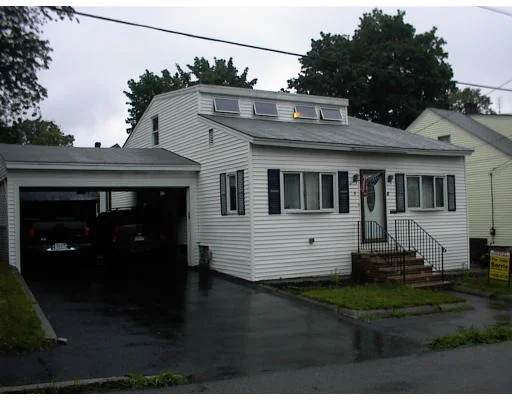 Photo of 9 Putnam Ave