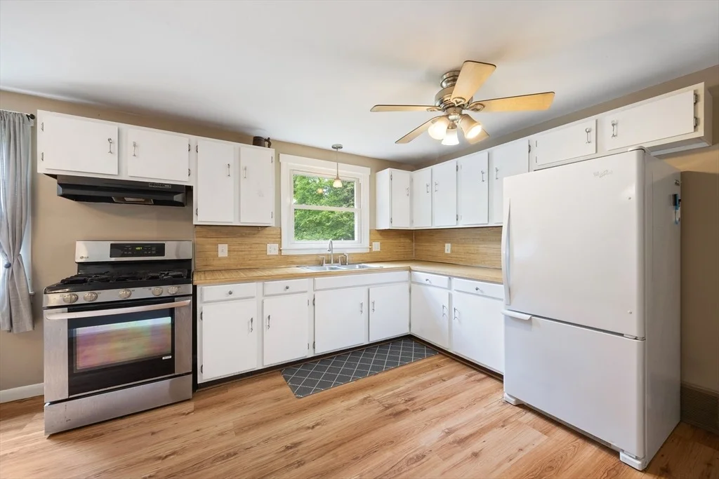 Photo of 37 Parkerview St