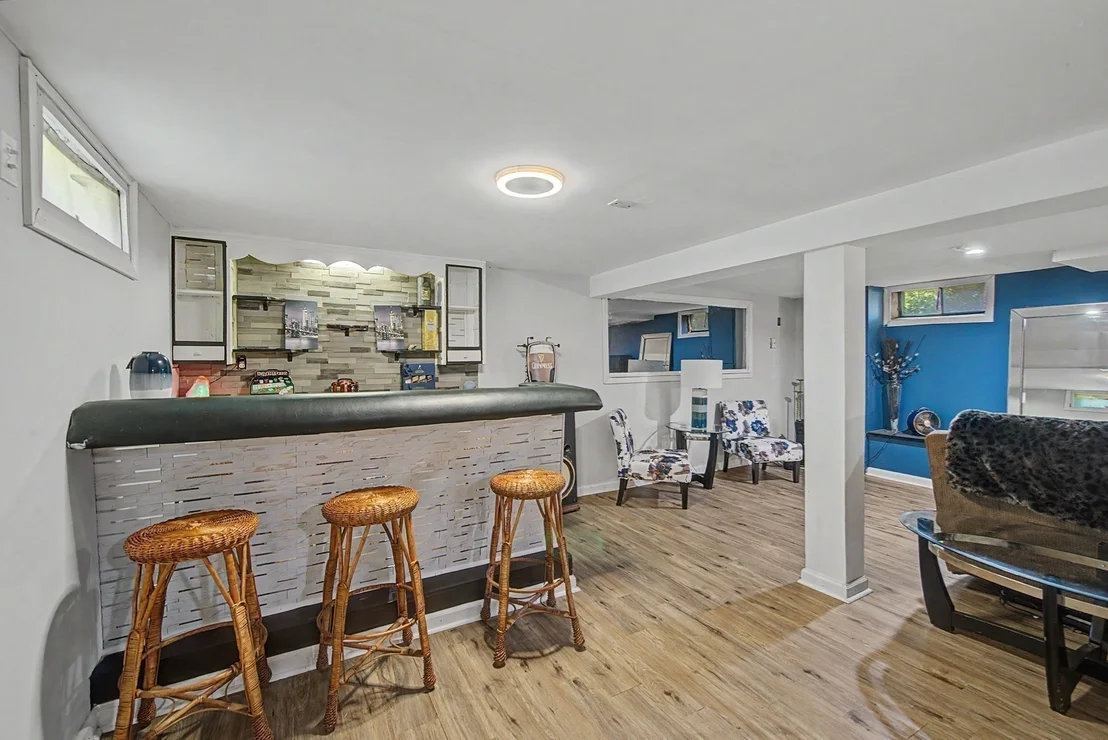 Photo of 369 Breckwood Blvd