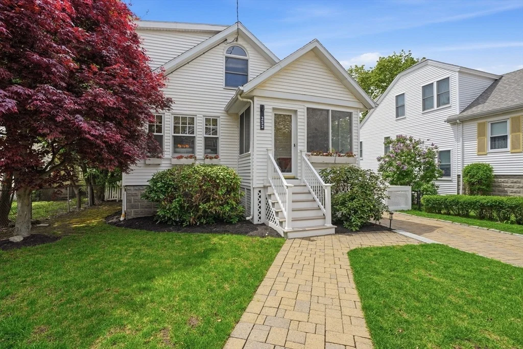 Photo of 252 Washington St