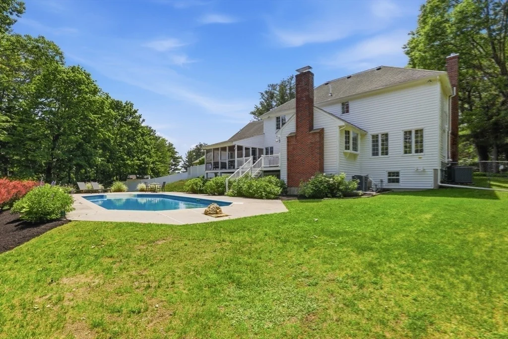 Photo of 39 Smithshire Estates