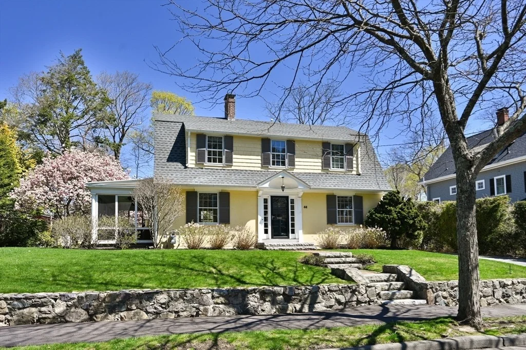Photo of 44 Bellevue Rd.