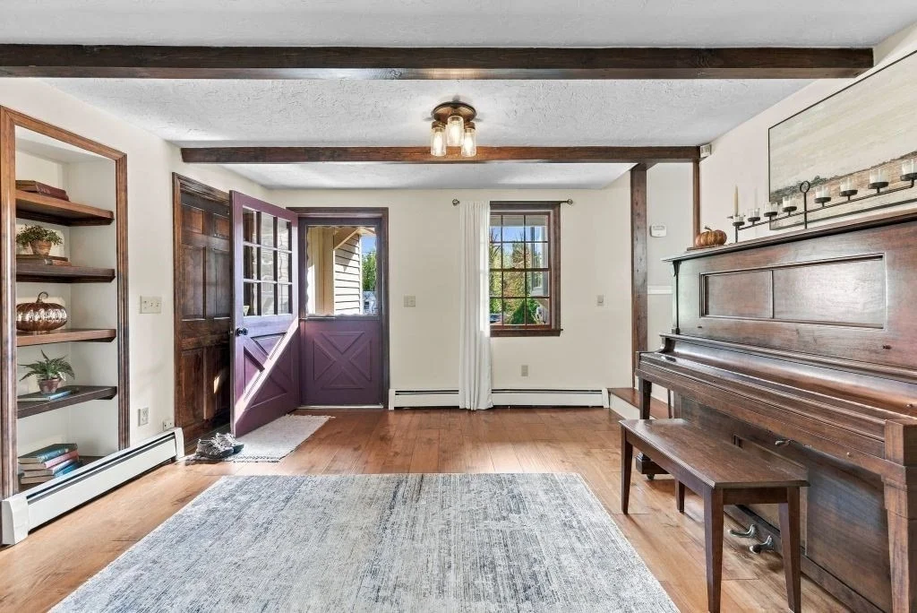 Photo of 447 Fairview