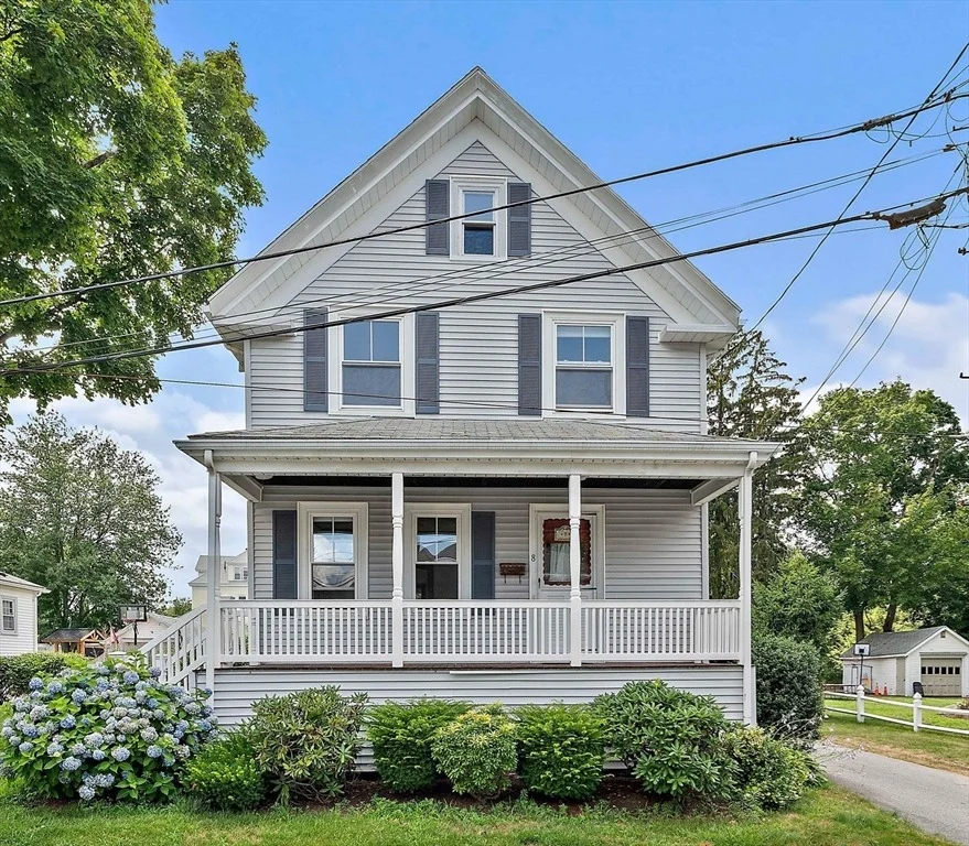 Photo of 8 May Avenue
