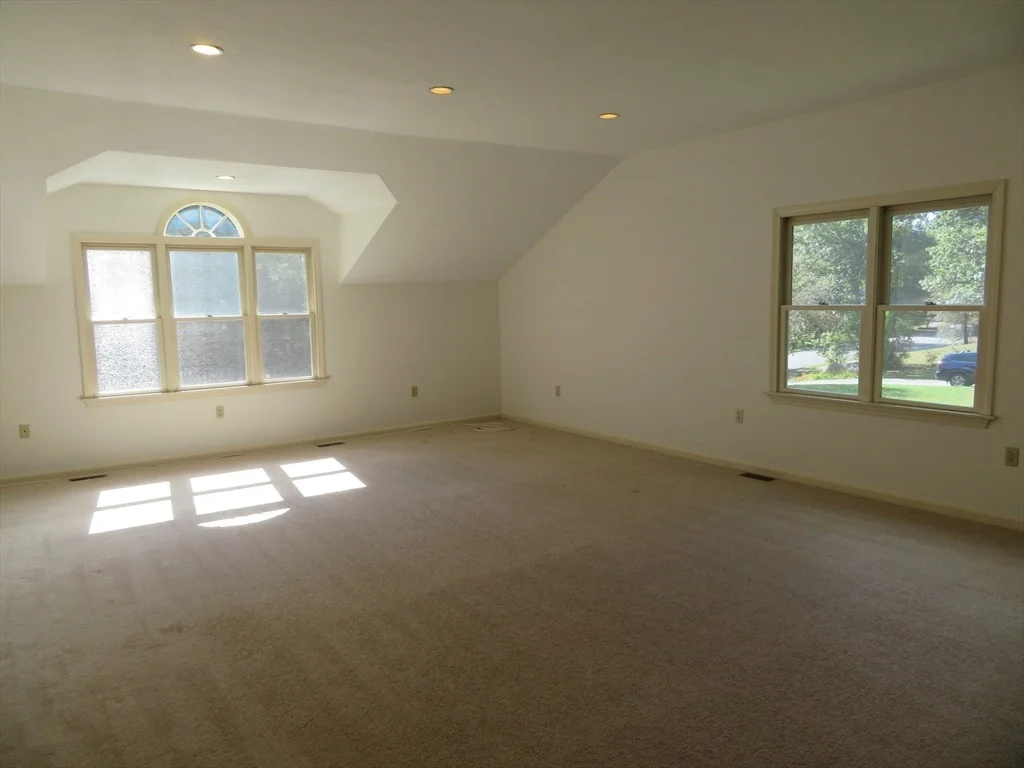 Photo of 9 Larson Farm Drive