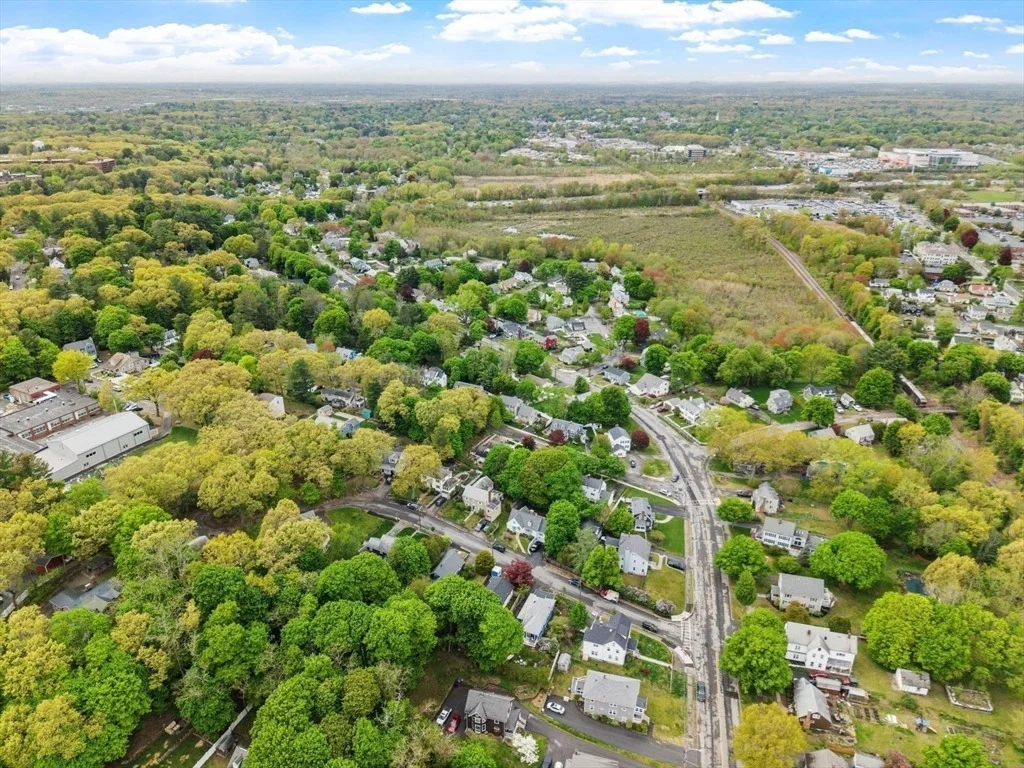 Photo of 4 Western Ave