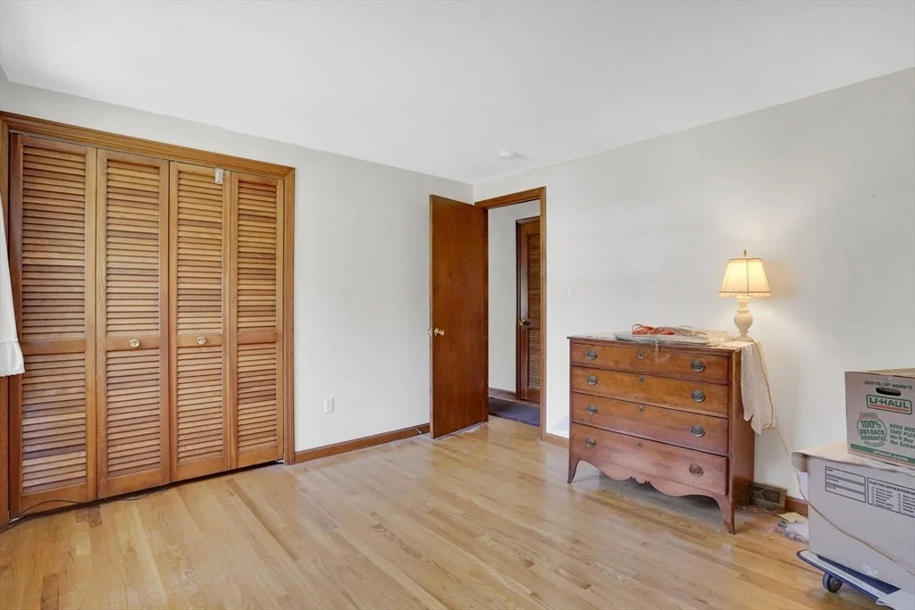 Photo of 264 Greystone Ave