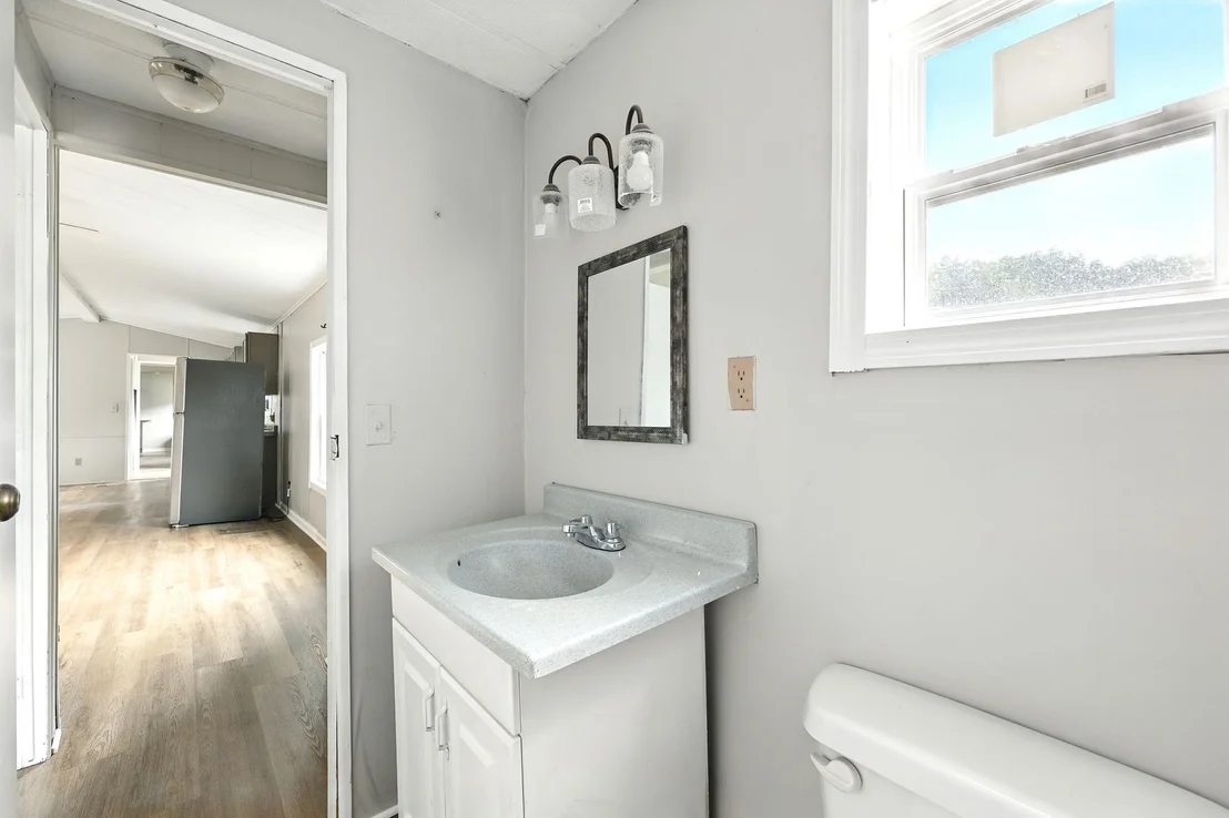 Photo of 7 Nelligan