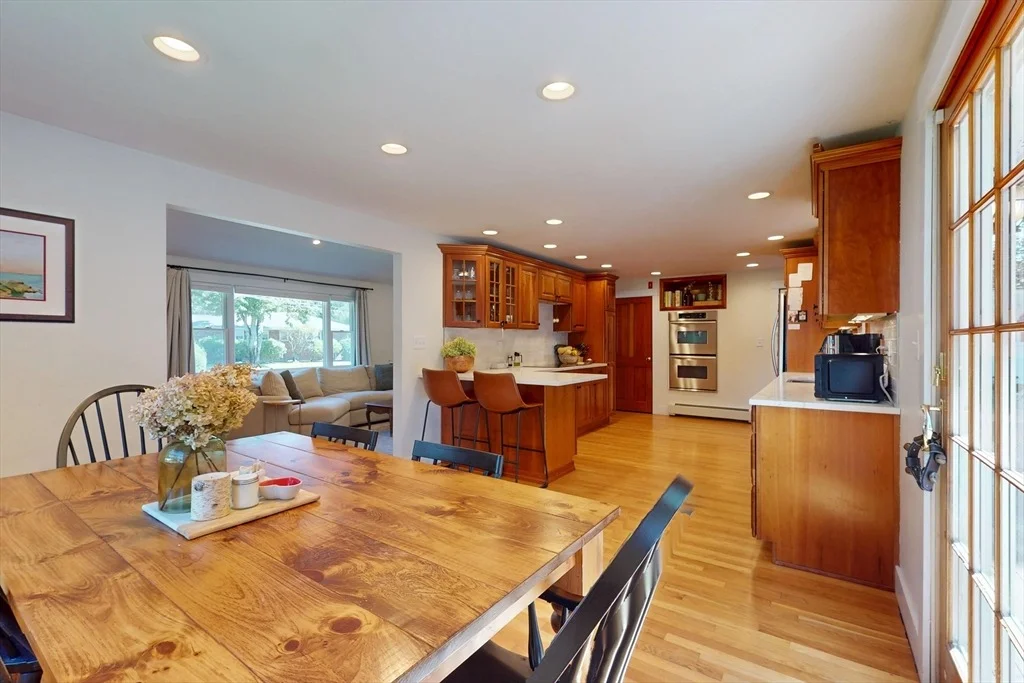 Photo of 10 Glen Cir