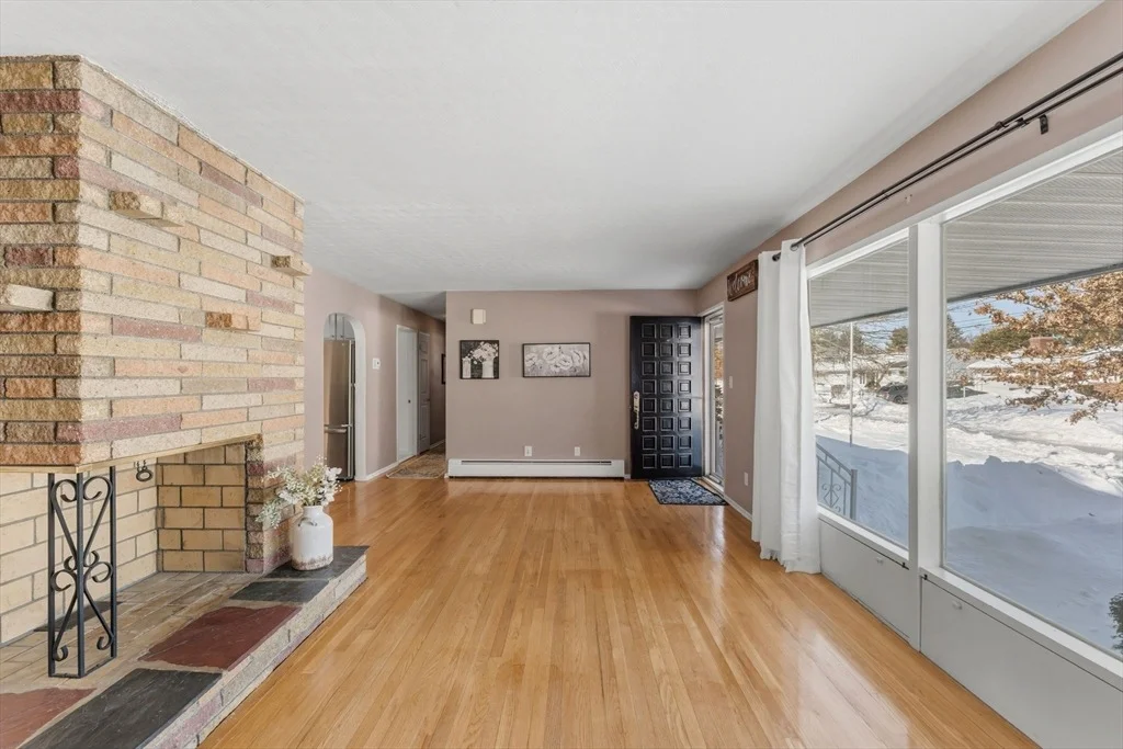 Photo of 93 Blue Bell Rd