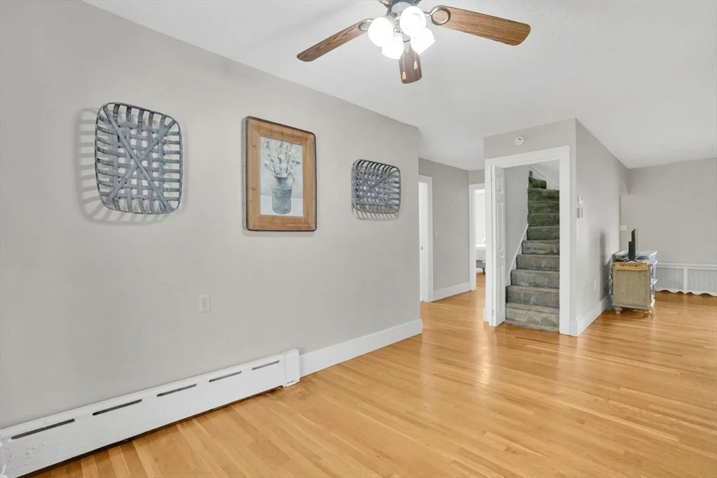 Photo of 76 Roosevelt Ave