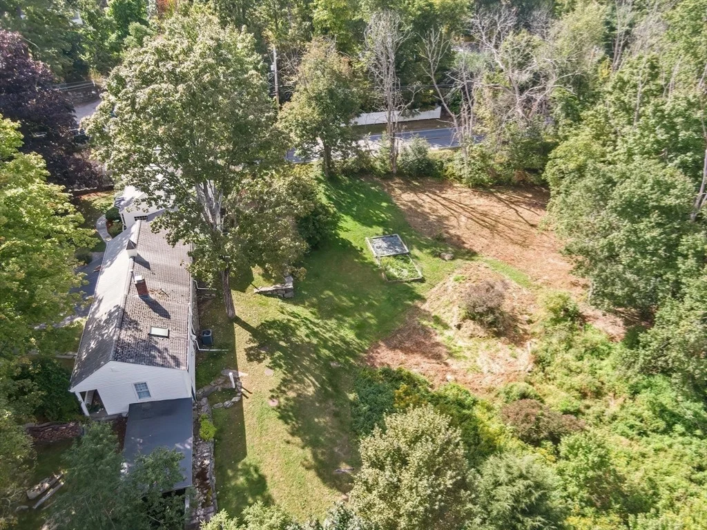 Photo of 459 Sargent Rd