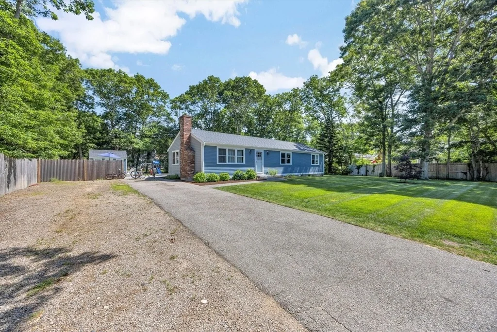 Photo of 25 Nancy Ln