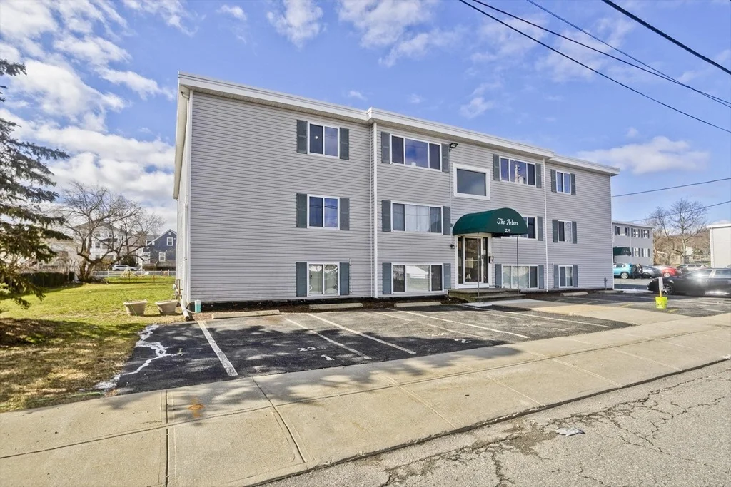 Photo of Unit 10 at 239 Glasgow St