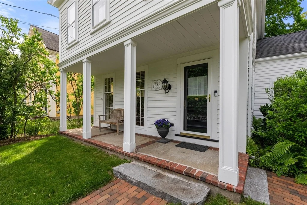 Photo of 295 Concord Road