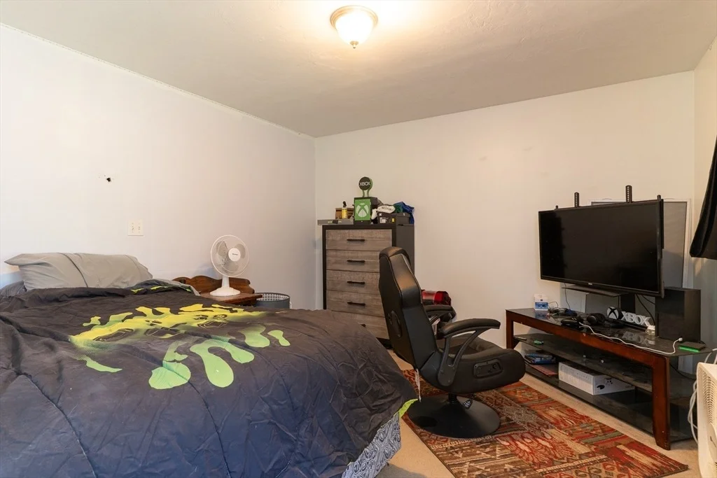 Photo of 632 Southbridge Road