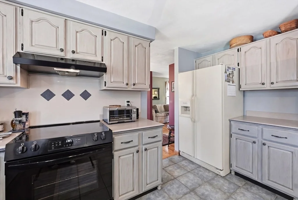 Photo of 3 Sherbrooke Dr