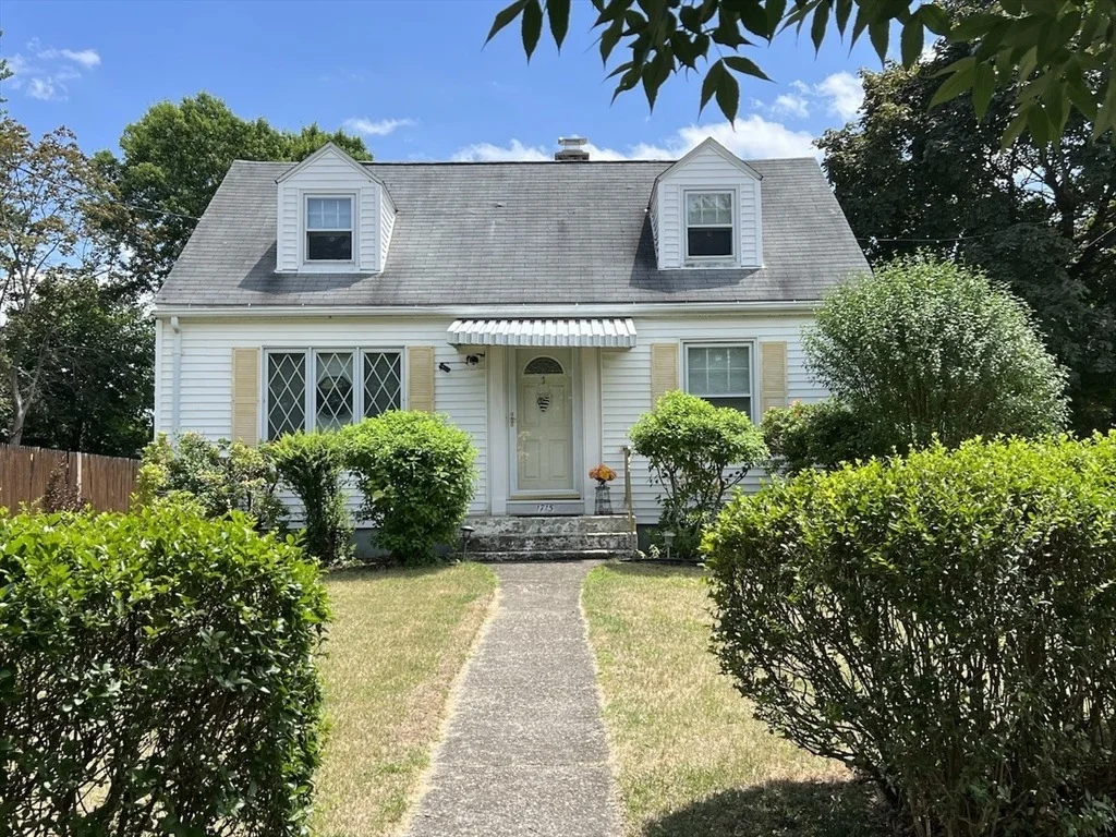 Photo of 1715 Carew Street