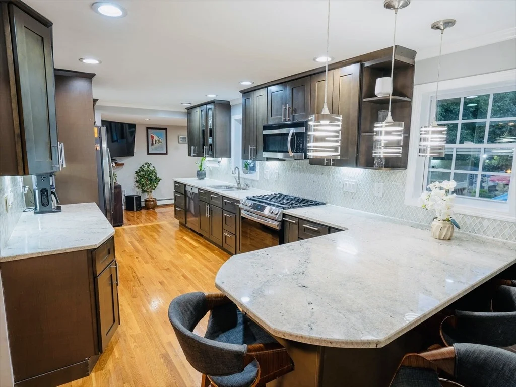 Photo of 21 Helen Dr