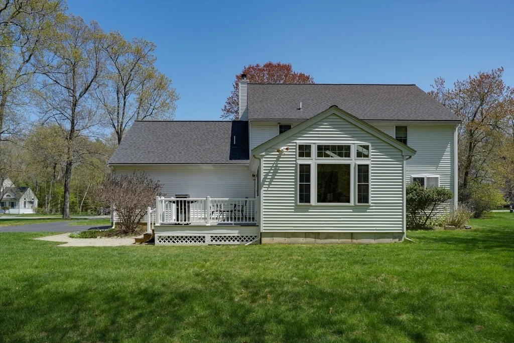 Photo of 10 Cooper Dr