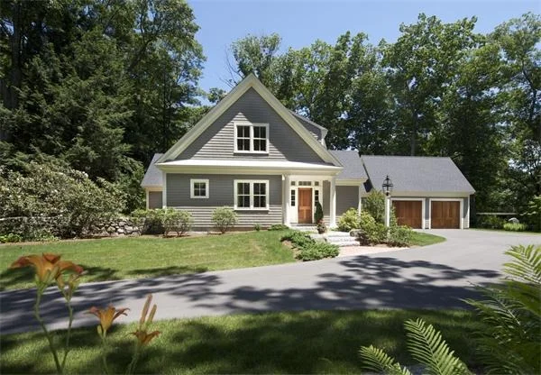 Photo of 388 Lowell Rd