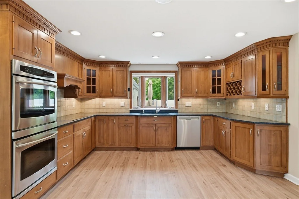 Photo of 107 Viscount Rd