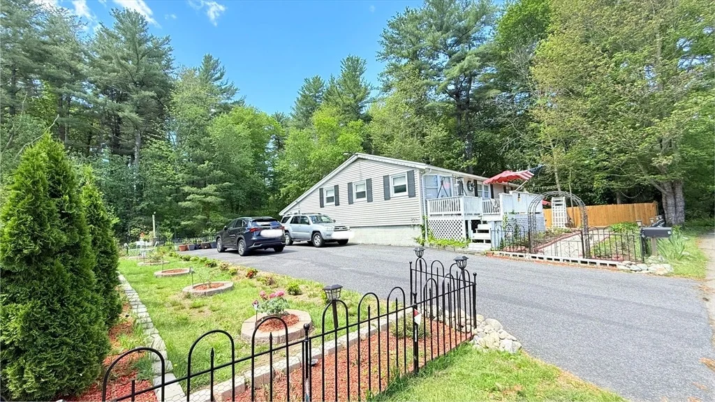 Photo of 9 Willow Rd