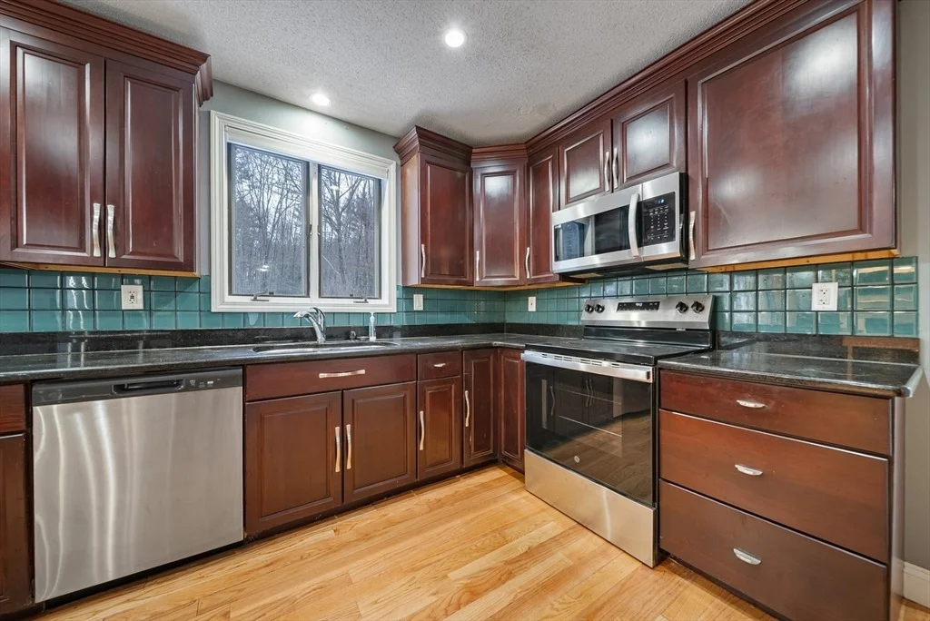 Photo of 18 Lorri Rd