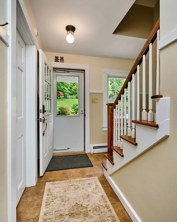 Photo of 120 Hockanum Rd