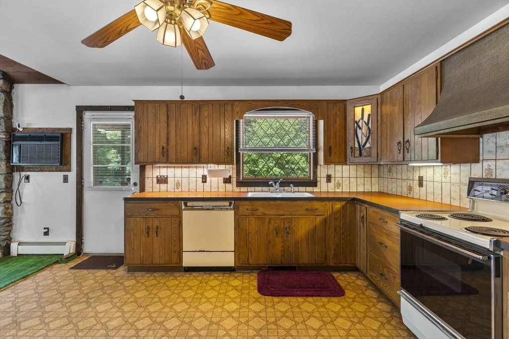 Photo of 3 Babbitt Way