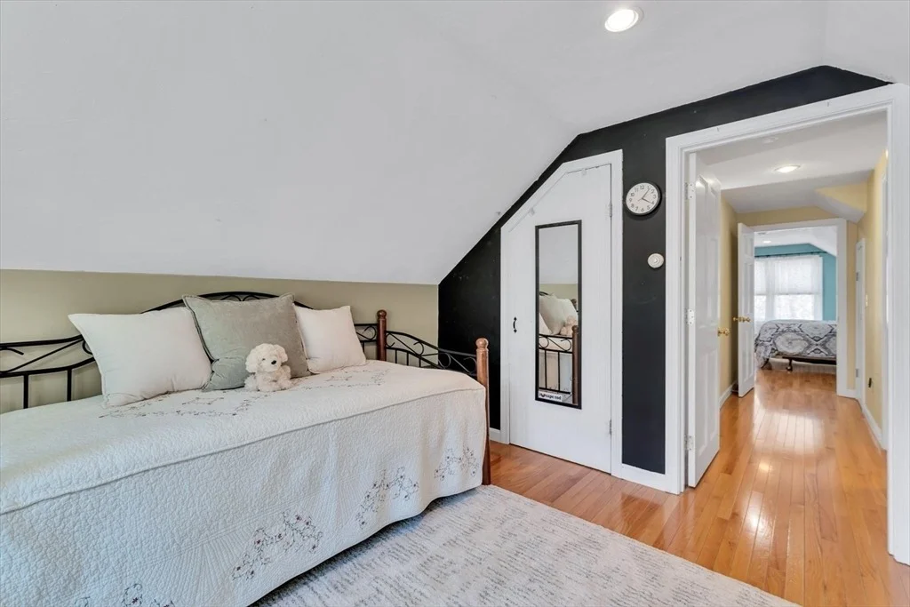 Photo of 5 Maple Ln