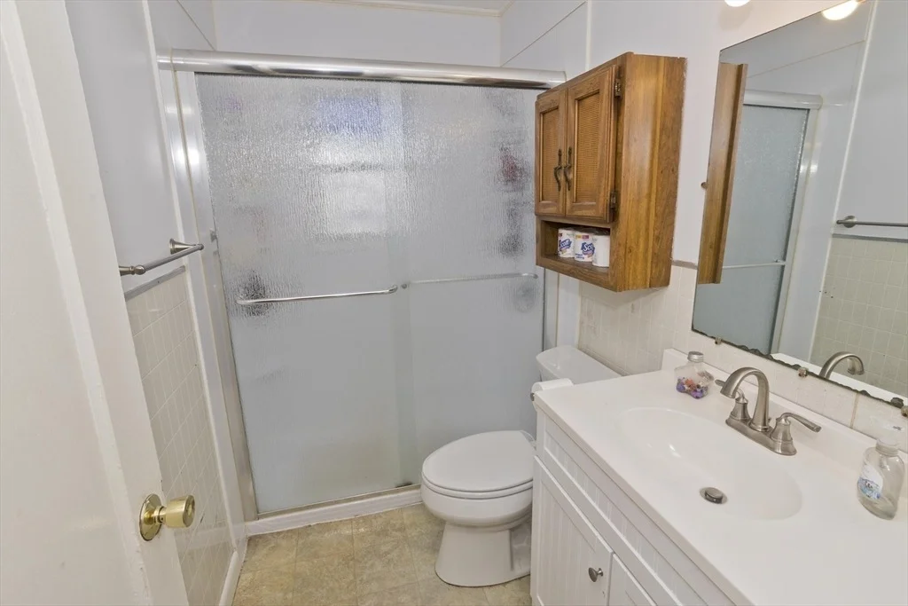 Photo of 39 Seymour Ave