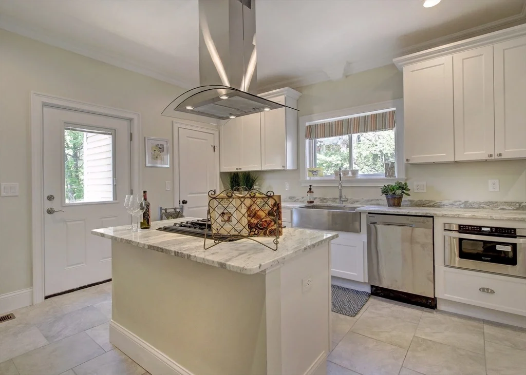 Photo of 287 Walnut Ave