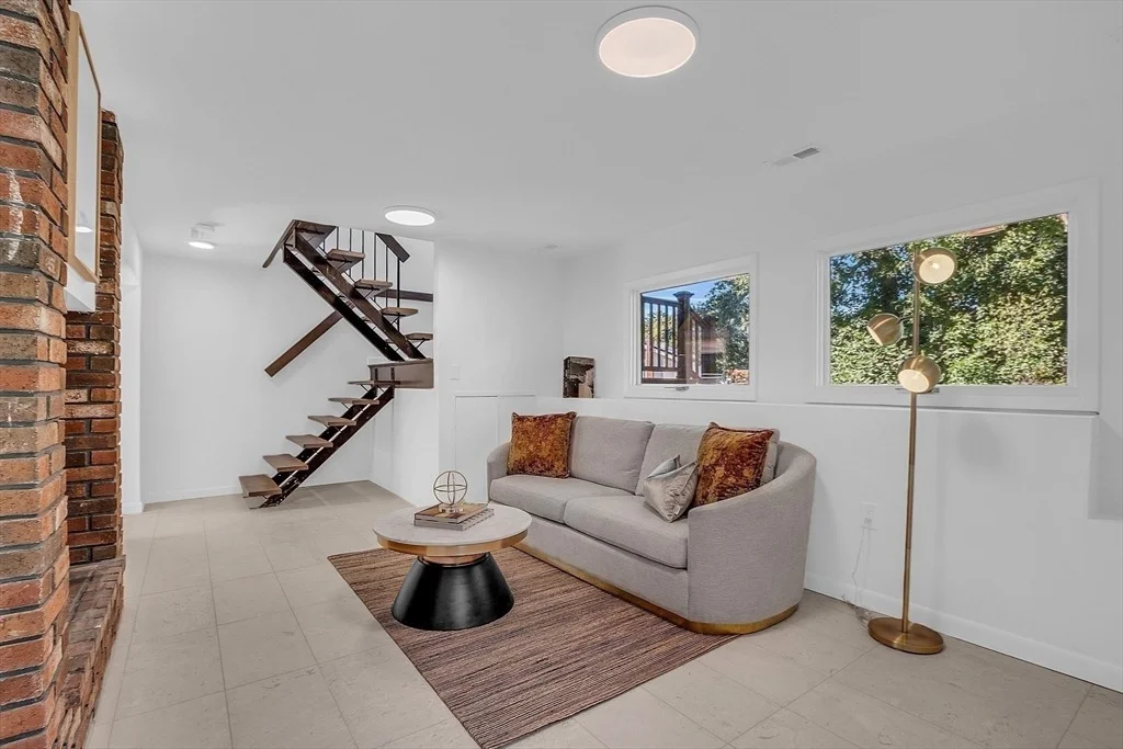 Photo of 6 Beaver Place