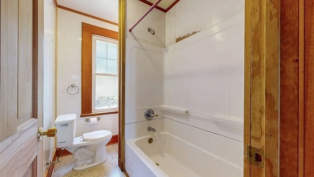 Photo of 120 Hillcroft Ave