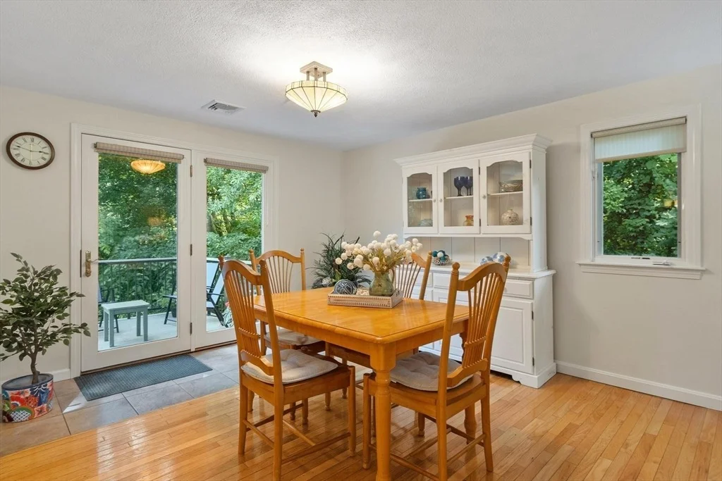 Photo of 159 Appleton St