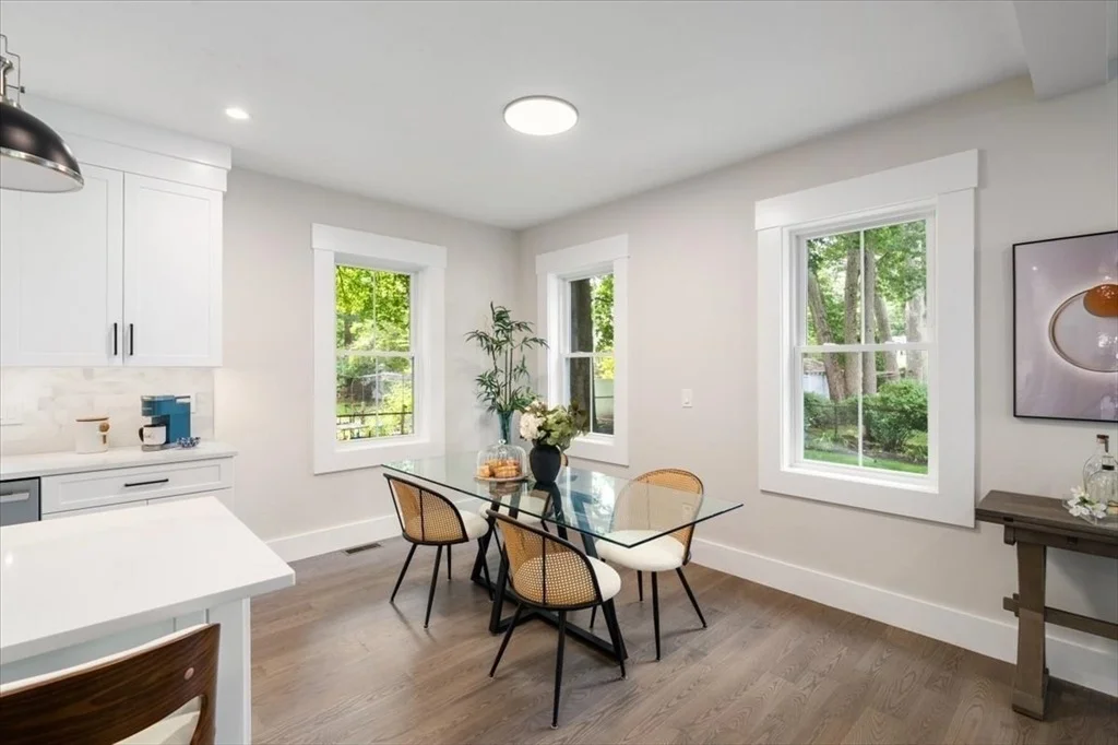 Photo of 12 Beverly Rd