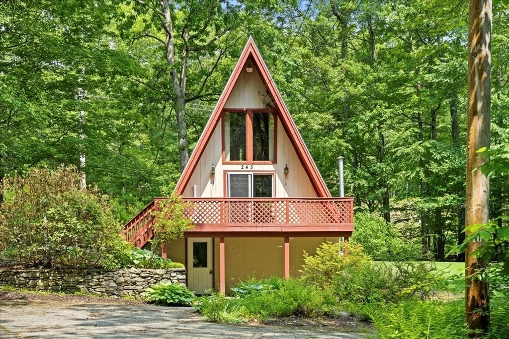Photo of 245 Sutton Rd