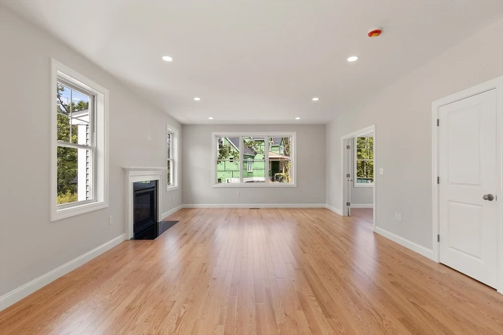 Photo of 66  2 Parish Rd.