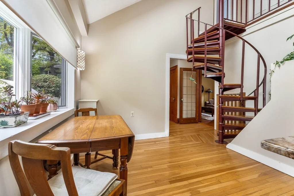 Photo of 12 Grandview Rd