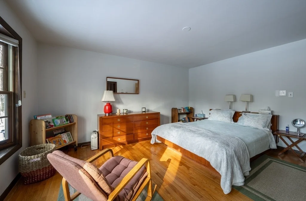 Photo of 206 North Valley Road