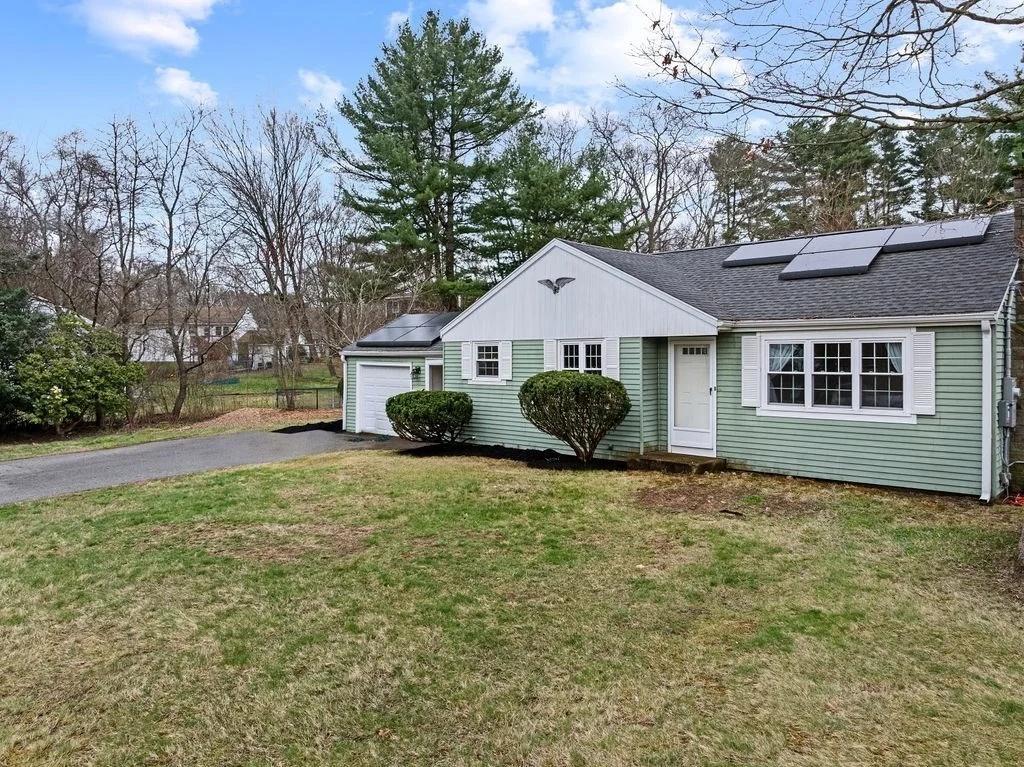 Photo of 64 Hickory Road